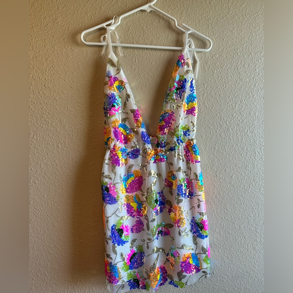 Mini flower sequin dress.